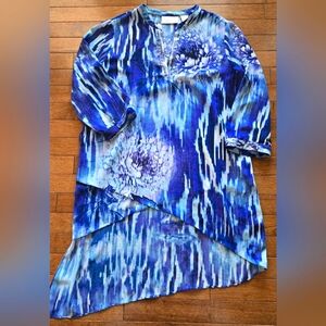 CHICOS Ladies Size Medium Long 3/4 Sleeved Sequins Pullover Blouse